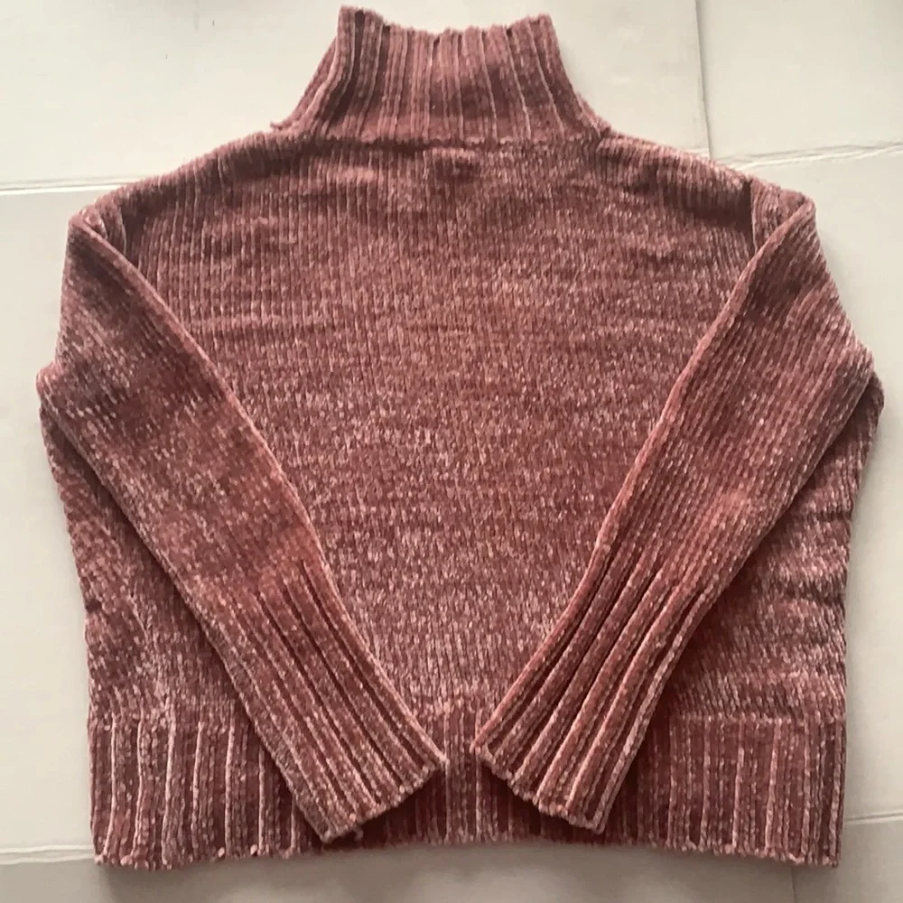 Chelsea & Theodore mauve chenille sweater turtleneck high low silhouette size S - Picture 8 of 13
